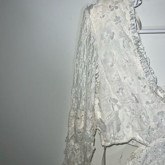 Avec Les Filles Women's Tiered Cutout Lace Minidress size 6 - Picture 10 of 16